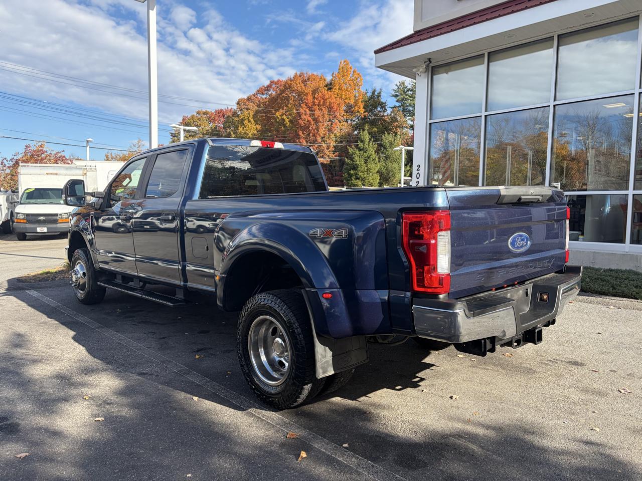 Ford Super Duty F-350 DRW  2017