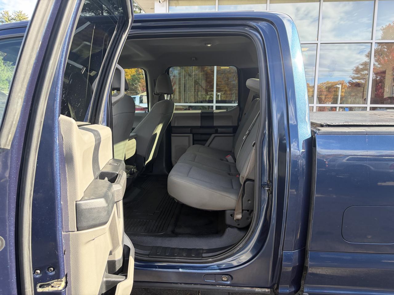 Ford Super Duty F-350 DRW  2017