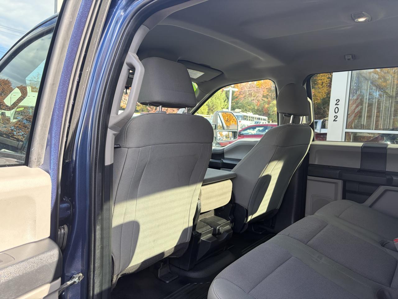 Ford Super Duty F-350 DRW  2017