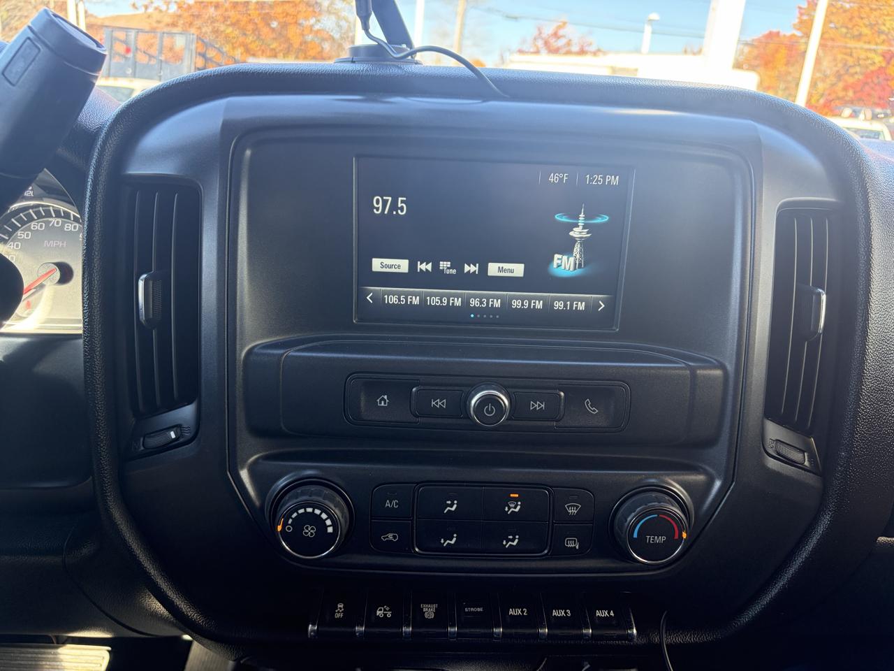 Chevrolet Silverado MD  2019