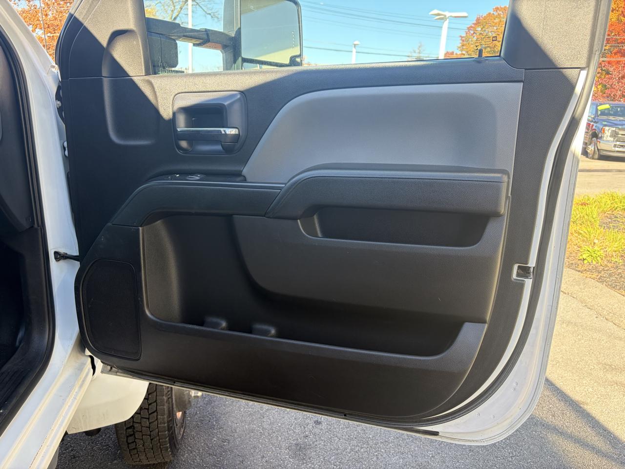 Chevrolet Silverado MD  2019