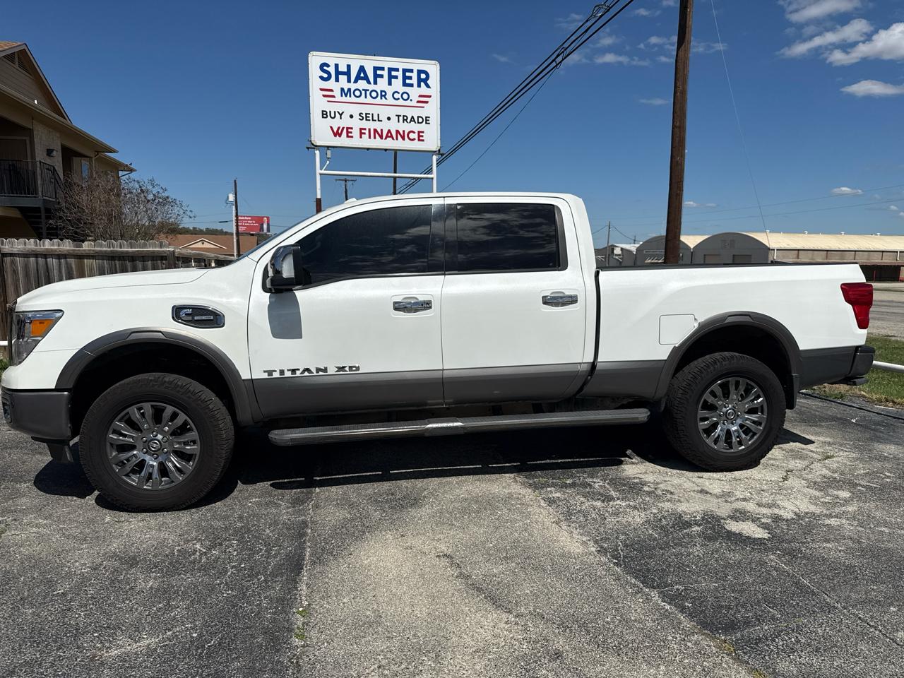 2017 Nissan Titan XD SL