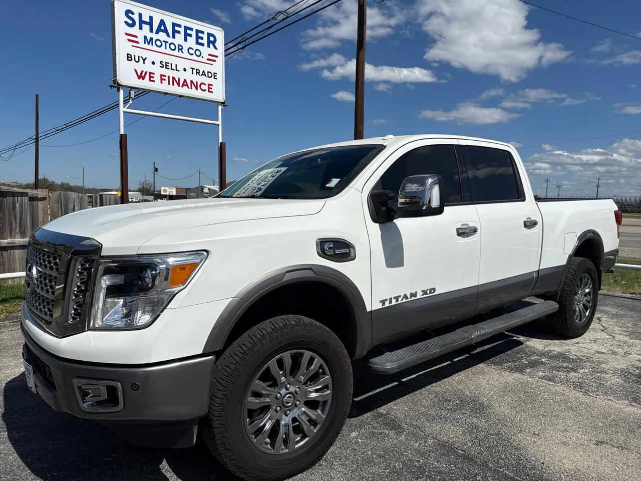 Nissan Titan XD  2017