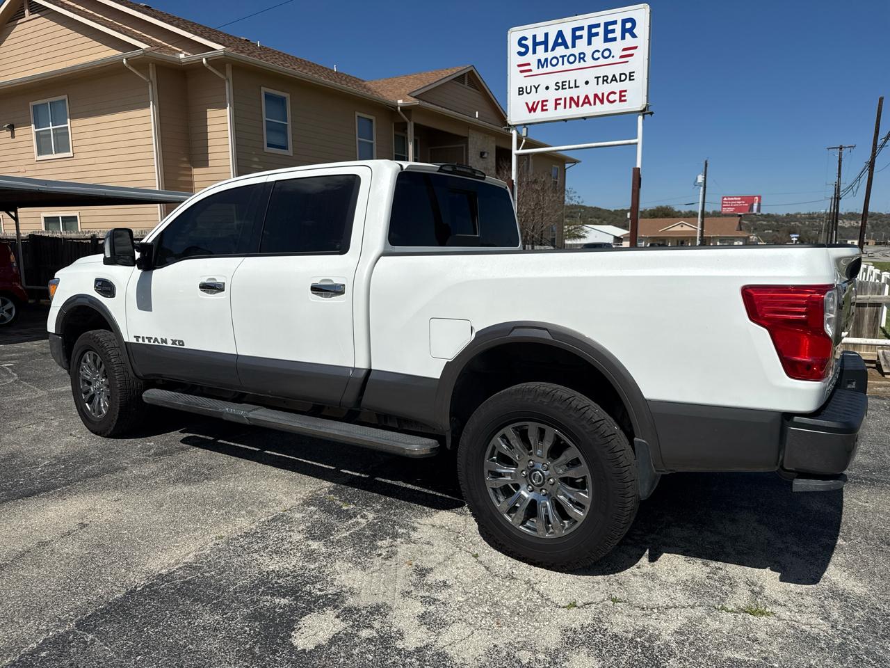 Nissan Titan XD  2017