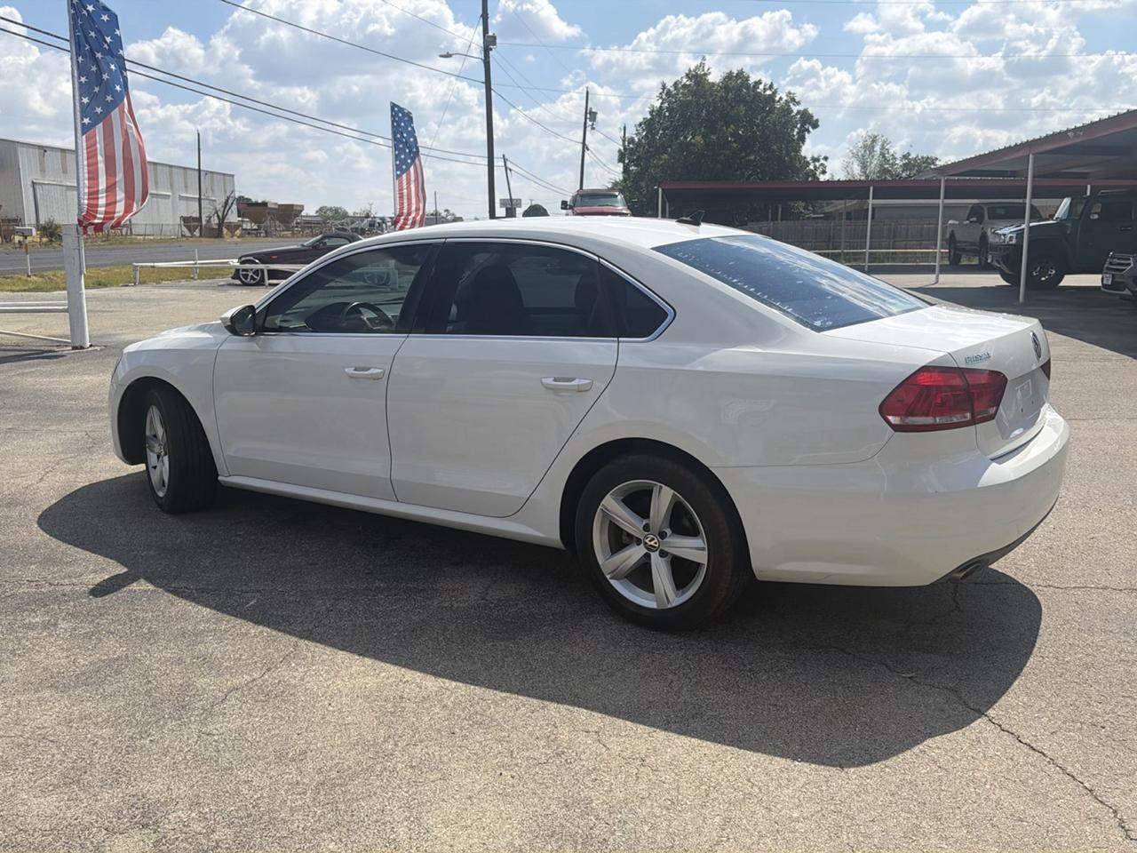 Volkswagen Passat 2.0L TDI SEL2 2012