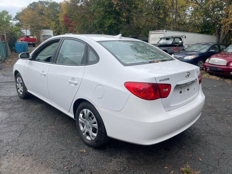 Hyundai Elantra GLS 2010