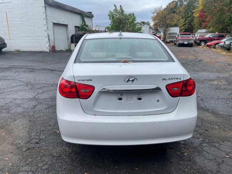 Hyundai Elantra GLS 2010