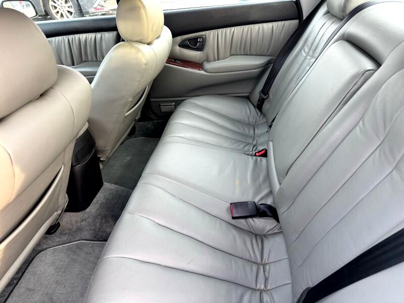 Mitsubishi Diamante Base 1999