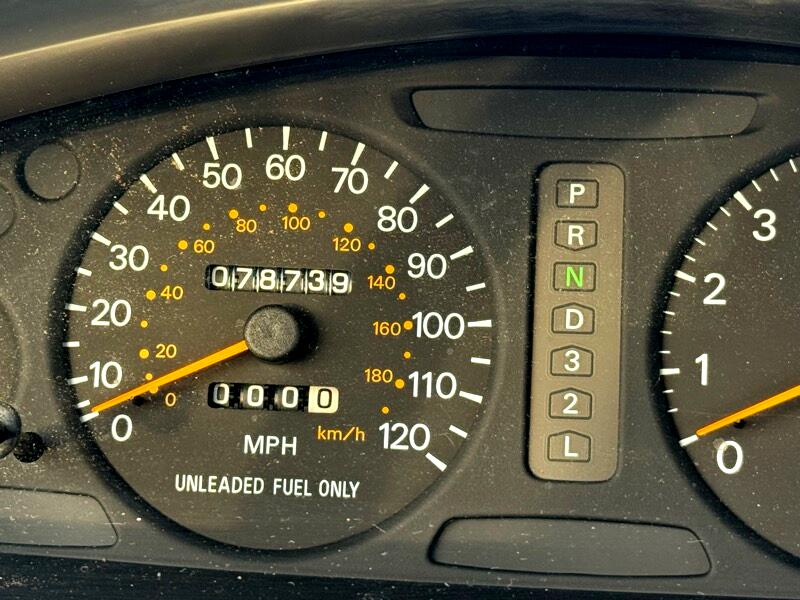 Mitsubishi Diamante Base 1999