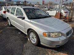2005 Volvo V70 