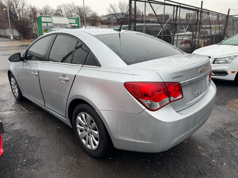 Chevrolet Cruze 2LS 2011