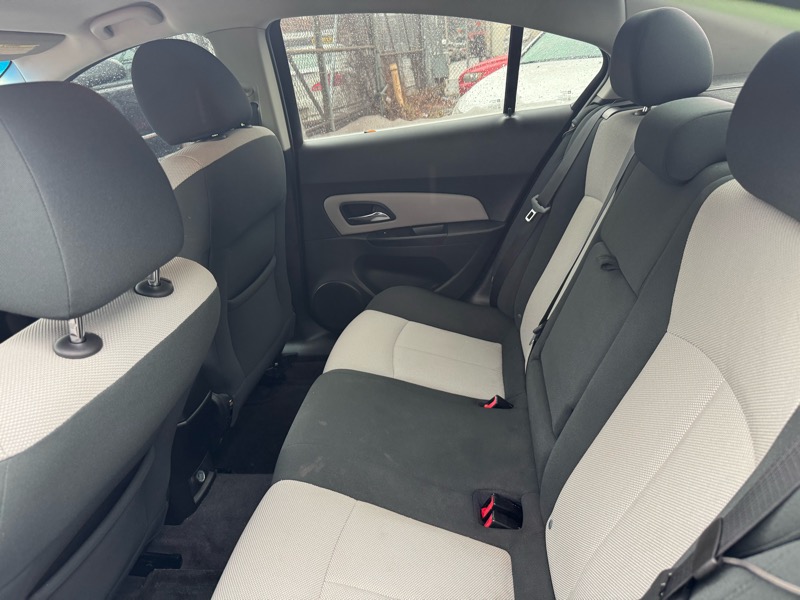 Chevrolet Cruze 2LS 2011