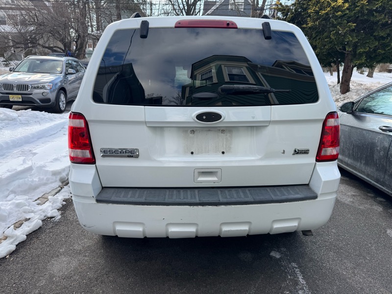 Ford Escape XLT 4WD 2011