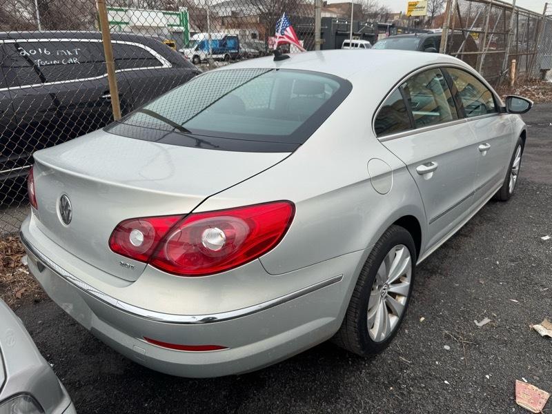 Volkswagen CC Sport PZEV 2012