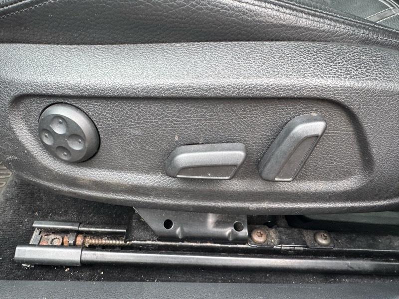 Volkswagen CC Sport PZEV 2012