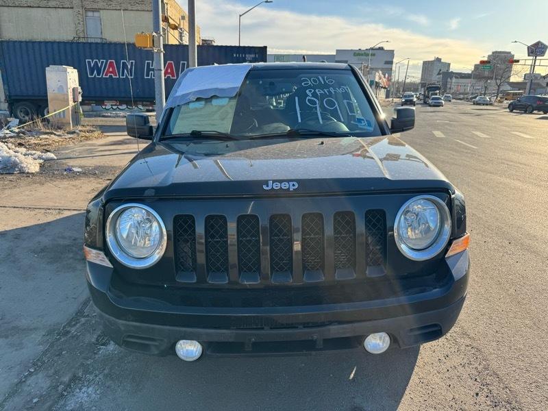 Jeep Patriot Latitude 2WD 2016