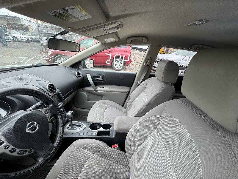 Nissan Rogue S AWD 2012