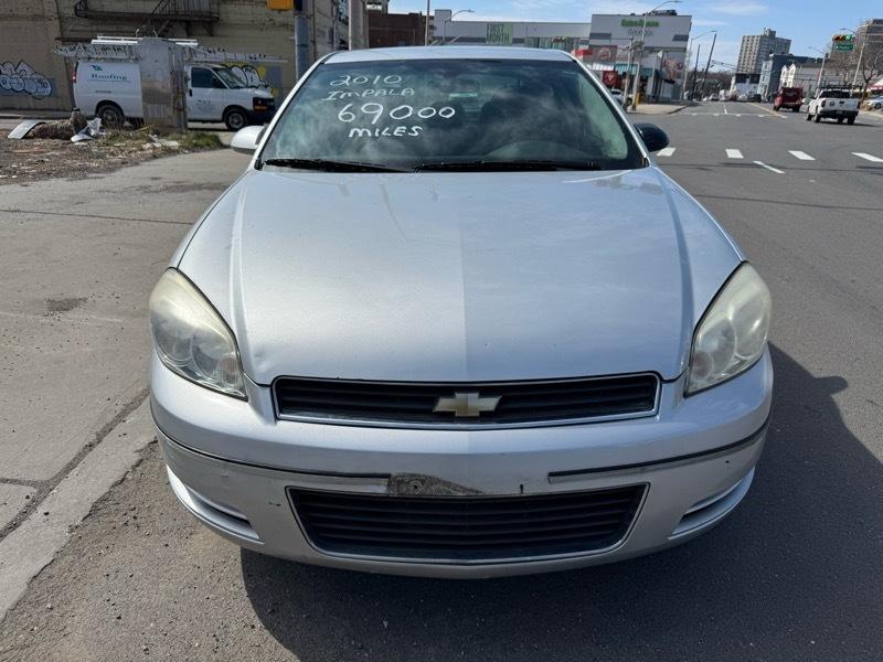 Chevrolet Impala LS 2010