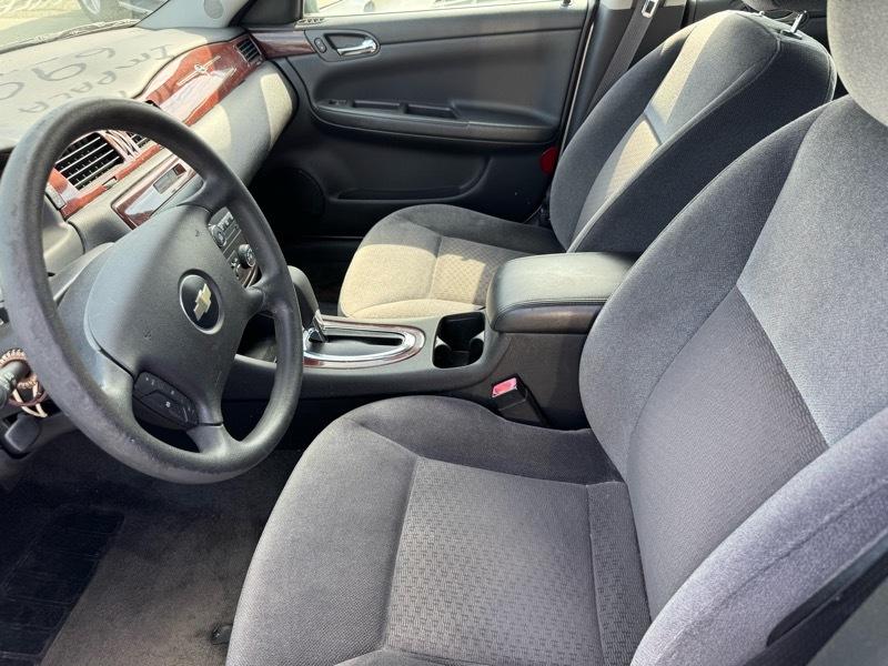 Chevrolet Impala LS 2010