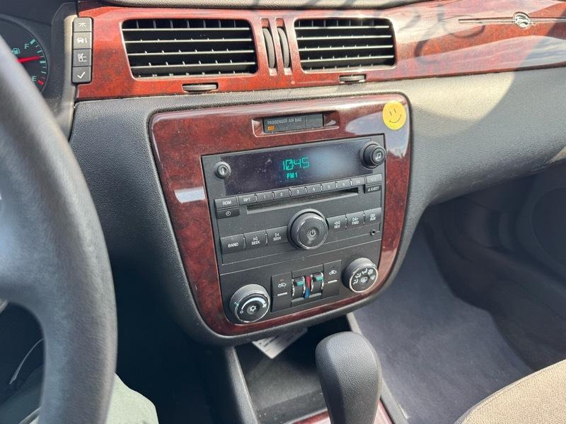 Chevrolet Impala LS 2010