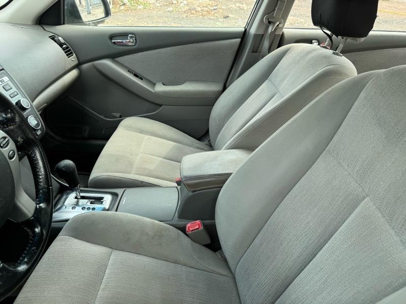 Nissan Altima 2.5 S 2010