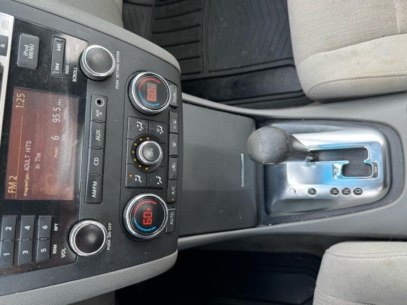 Nissan Altima 2.5 S 2010