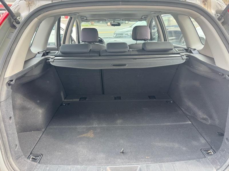 Hyundai Elantra Touring SE Automatic 2010