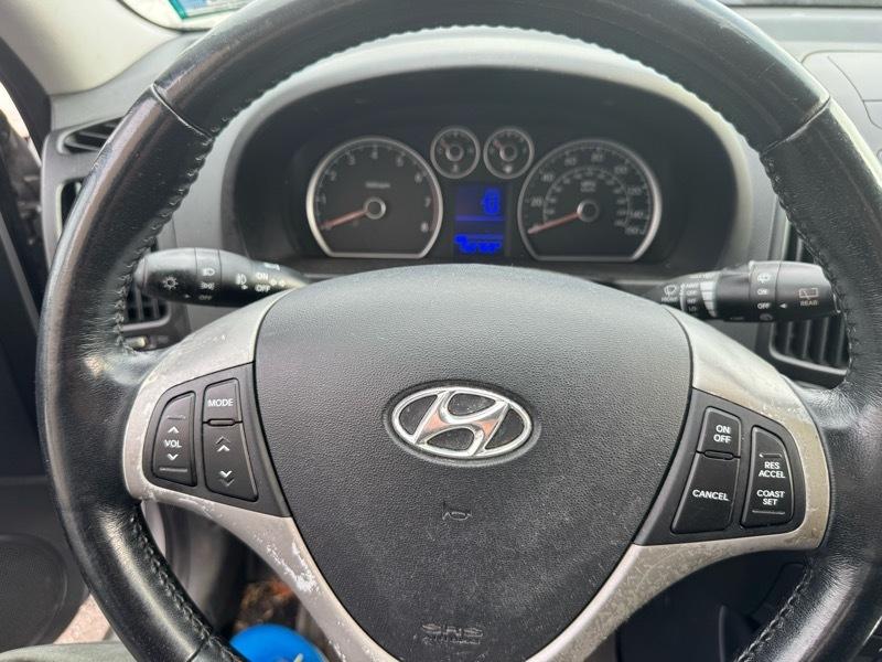 Hyundai Elantra Touring SE Automatic 2010