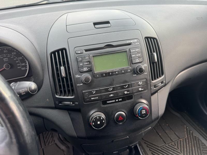 Hyundai Elantra Touring SE Automatic 2010