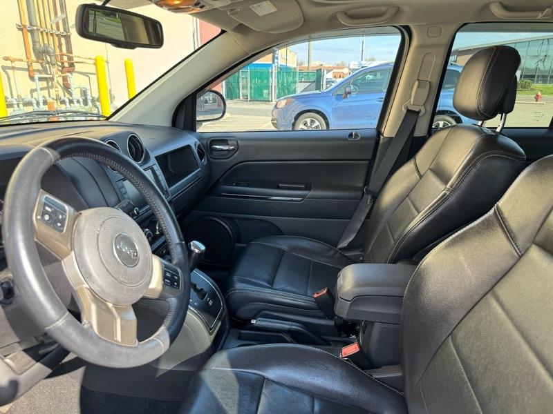 Jeep Compass Limited FWD 2011