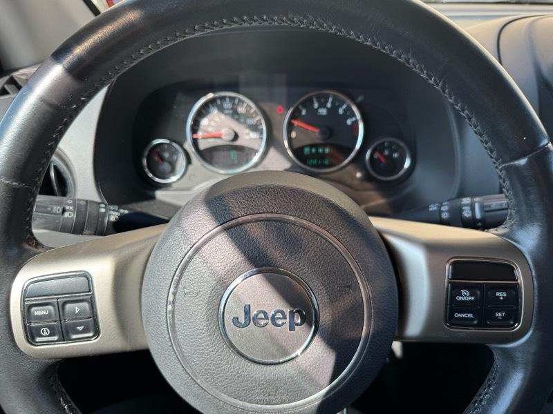 Jeep Compass Limited FWD 2011