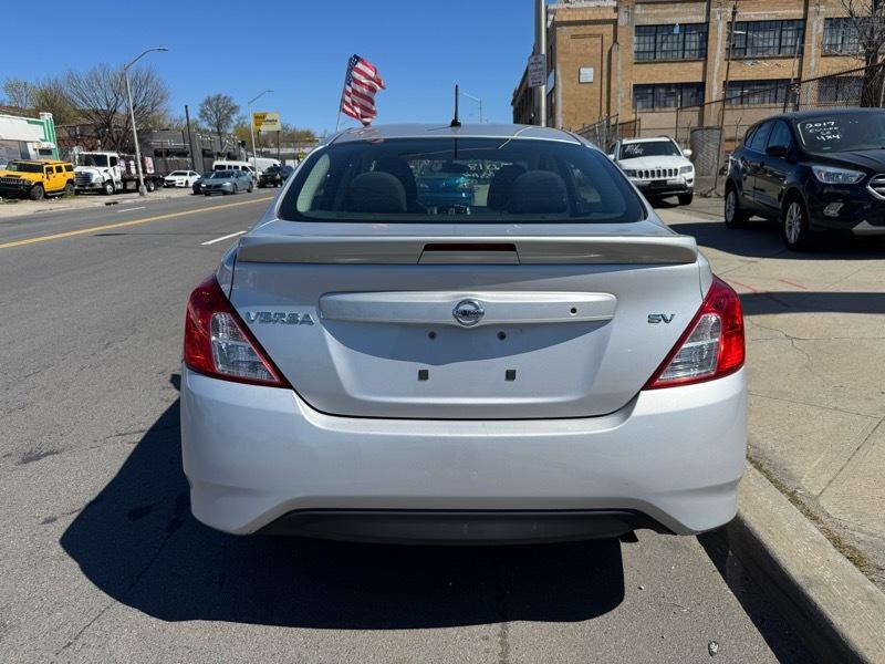 Nissan Versa 1.6 SV Sedan 2018