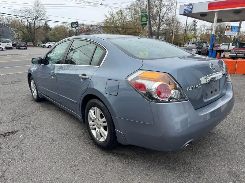 Nissan Altima 2.5 S 2012