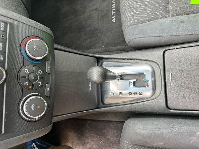 Nissan Altima 2.5 S 2012