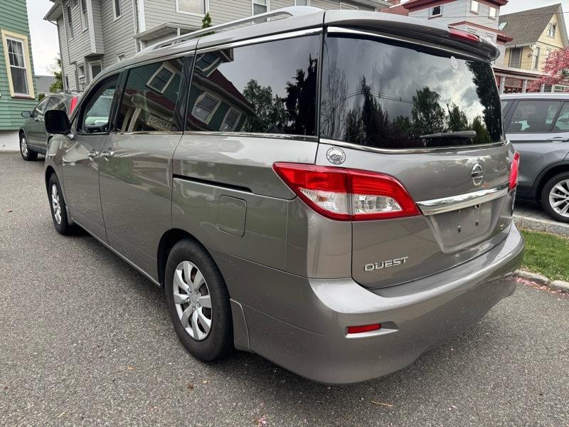 Nissan Quest 3.5 S 2012