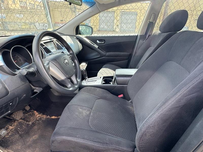 Nissan Murano S AWD 2010
