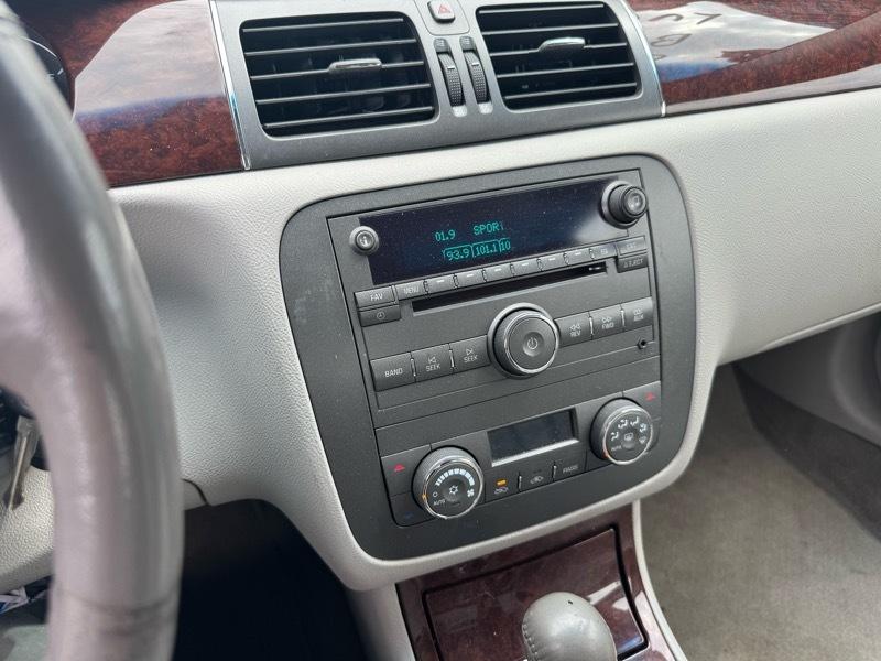 Buick Lucerne CXL 2010