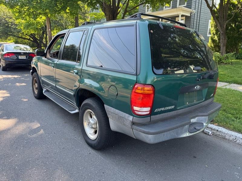 Ford Explorer XLT 4WD 2000