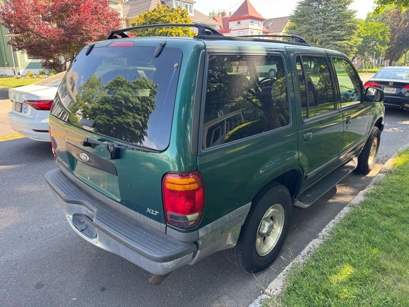 Ford Explorer XLT 4WD 2000