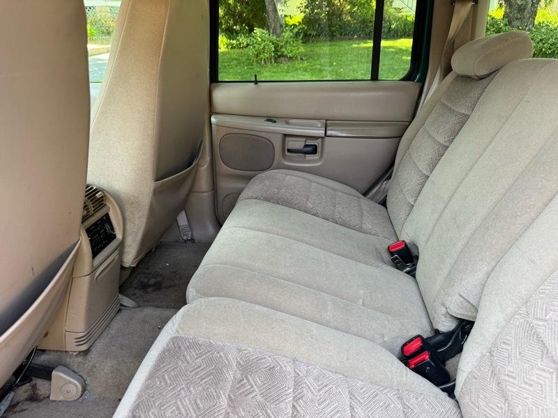 Ford Explorer XLT 4WD 2000