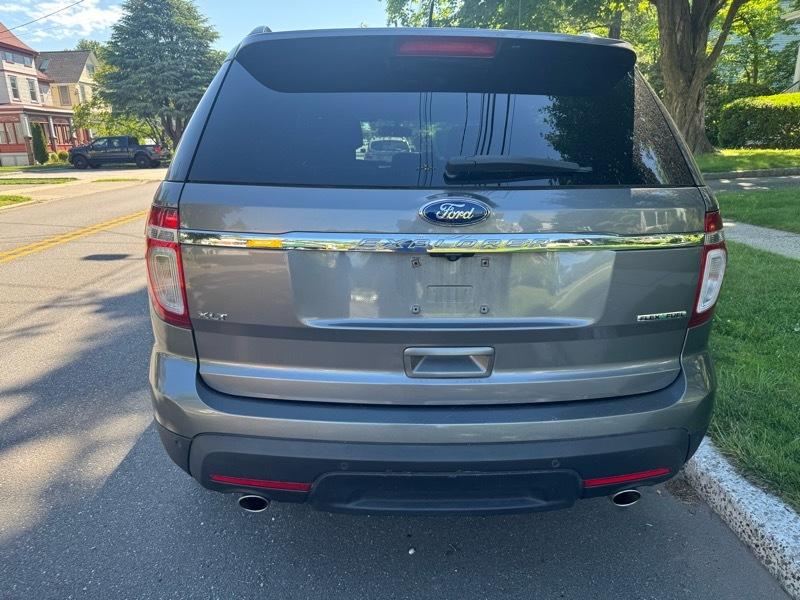 Ford Explorer XLT FWD 2013