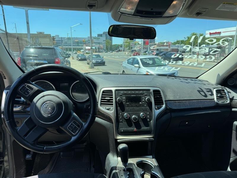 Jeep Grand Cherokee Laredo 4WD 2011