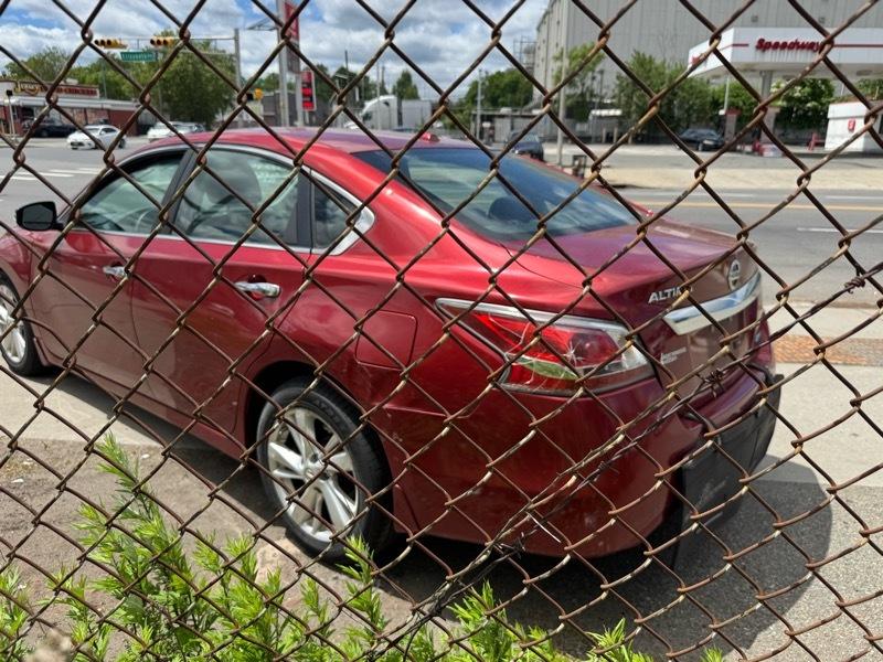 Nissan Altima 2.5 SV 2014