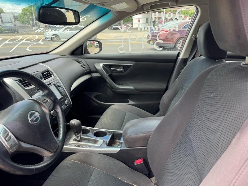 Nissan Altima 2.5 SV 2014