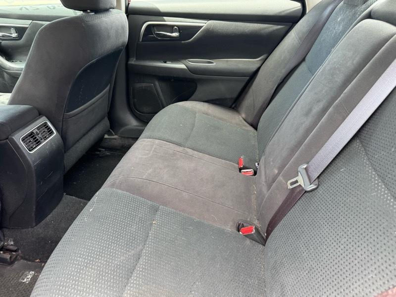 Nissan Altima 2.5 SV 2014