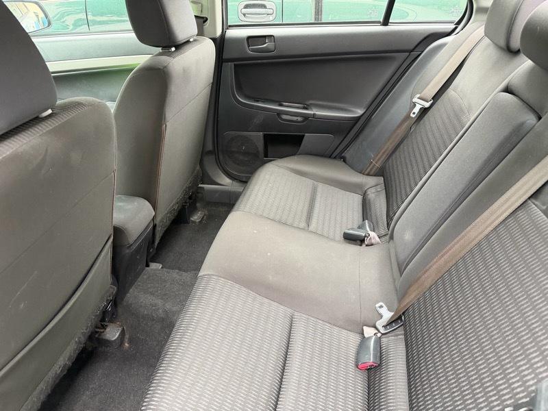 Mitsubishi Lancer ES 2013