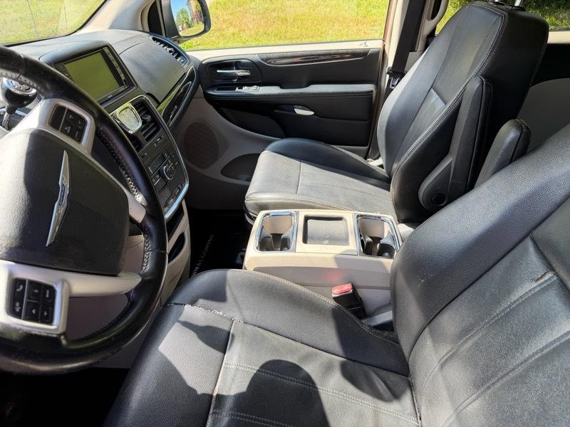 Chrysler Town & Country Touring 2014