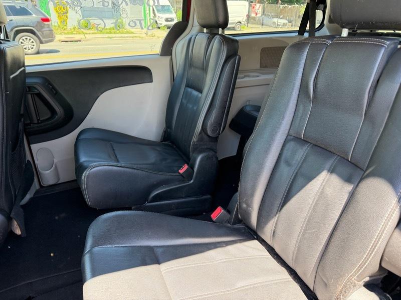 Chrysler Town & Country Touring 2014