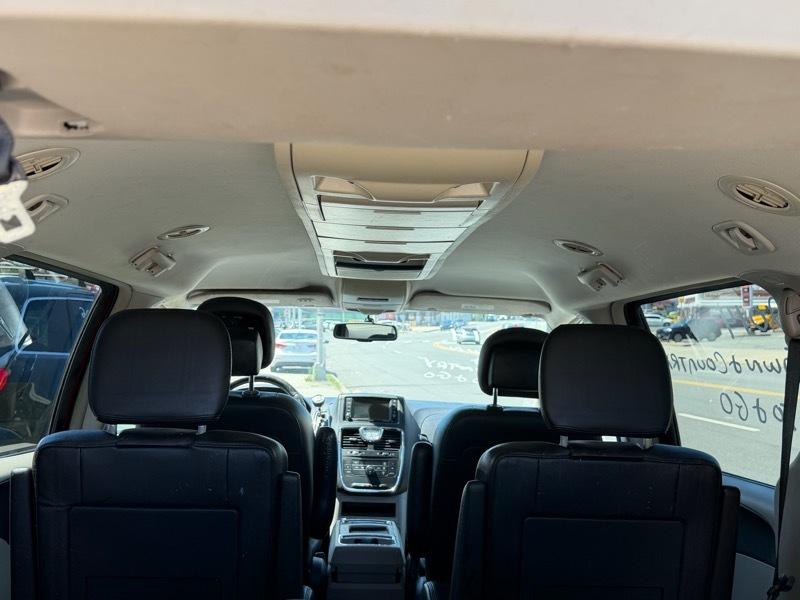 Chrysler Town & Country Touring 2014