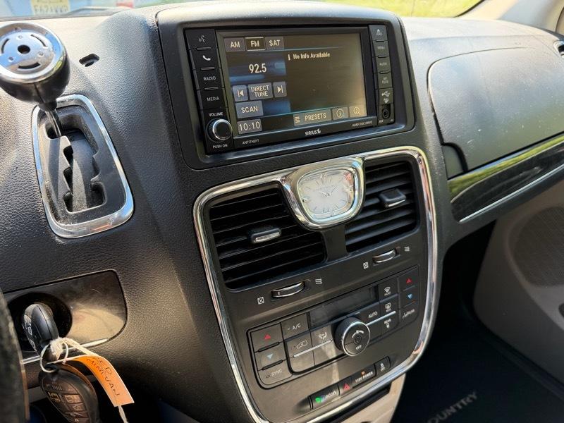 Chrysler Town & Country Touring 2014